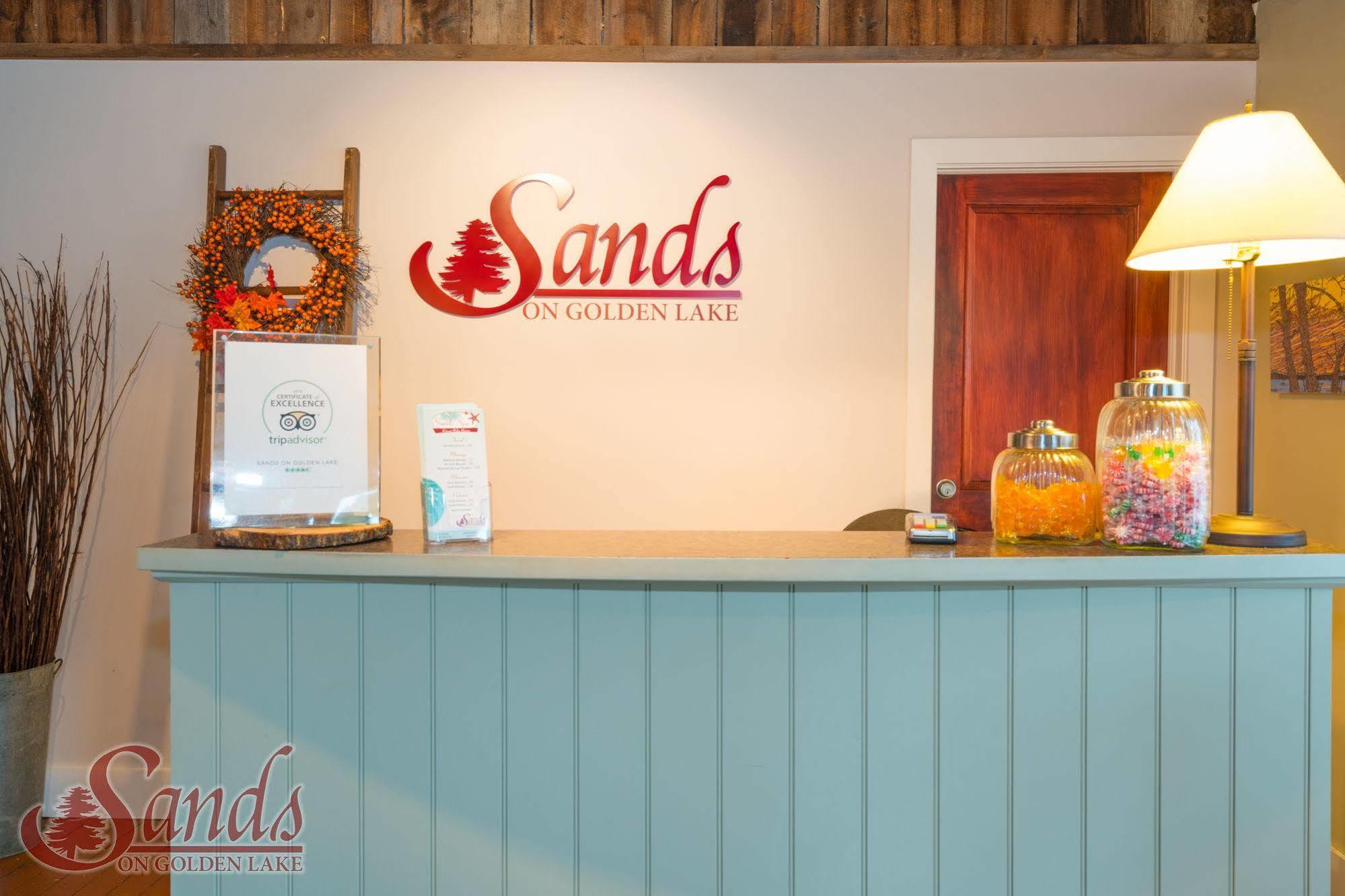 Resort Sands On Golden